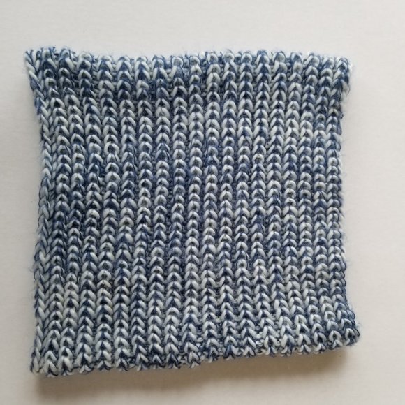Chunky Cozy Blue White Cowl - Picture 2 of 5
